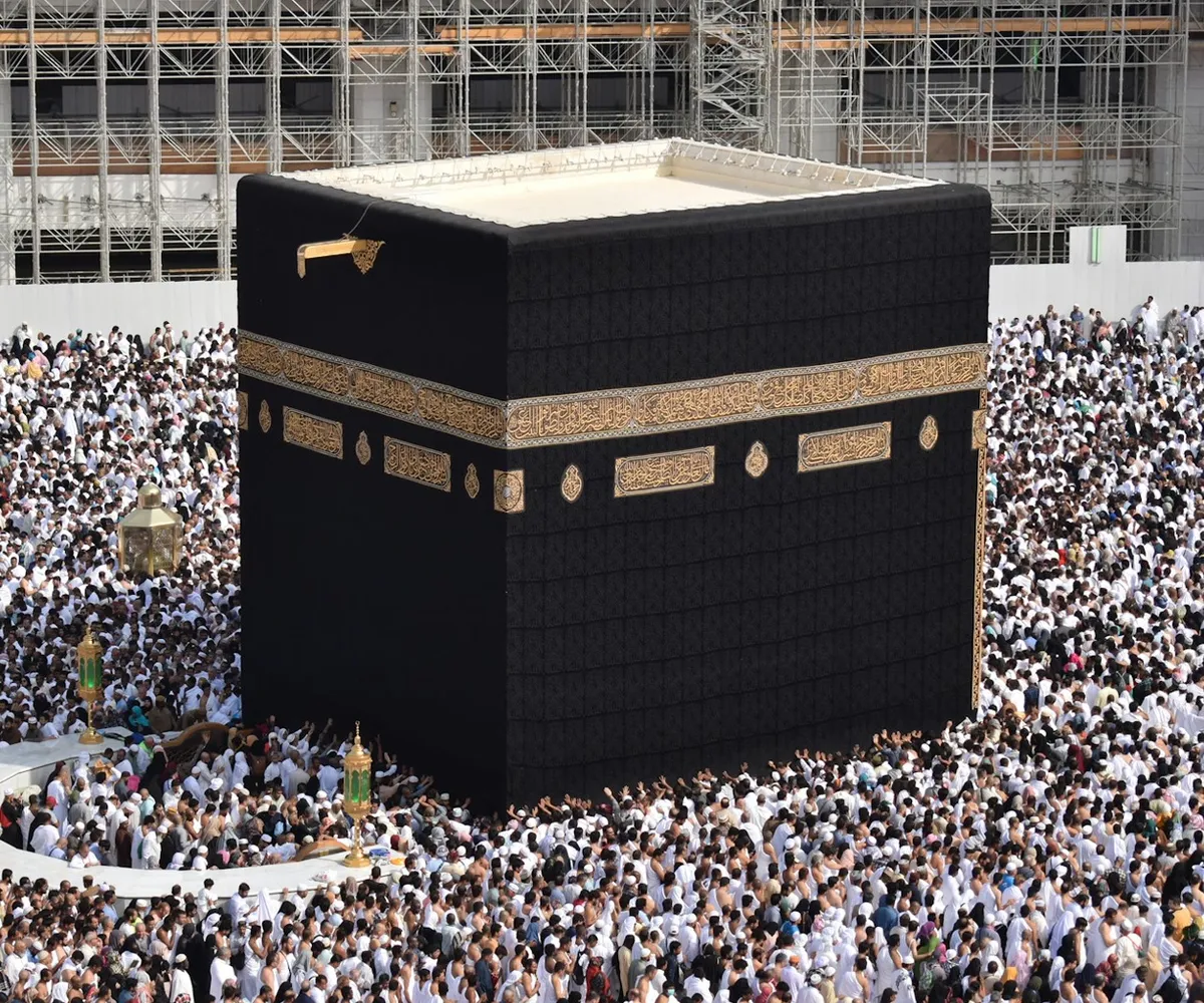 Brand Safeeya Umroh